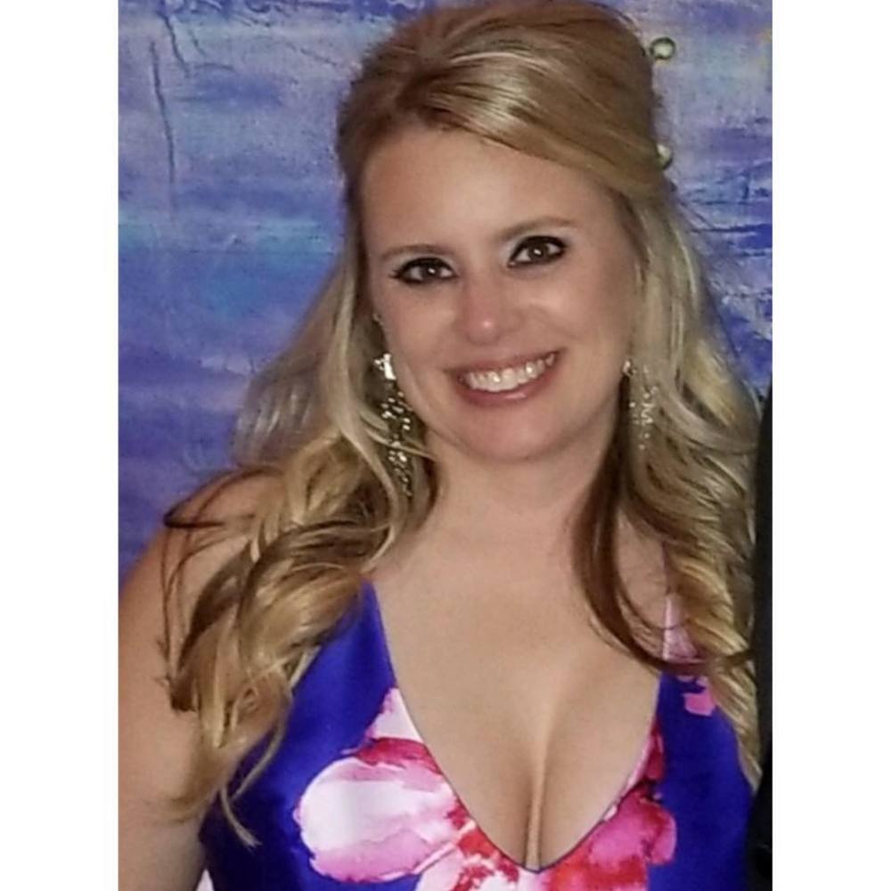 Meet your Posher, Stacy